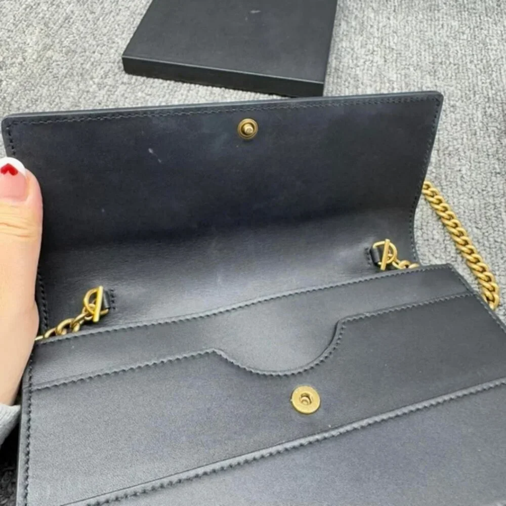 Authentic Gucci Queen Margaret Bee Chain Wallet Black Leather GG Crossbody - Picture 14 of 16